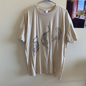 UO Oversized Tee